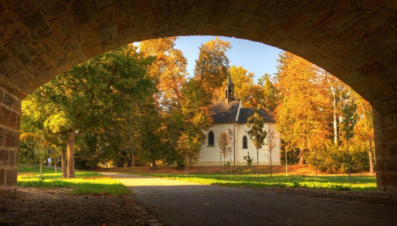 Penzion Obora Poděbrady Buitenkant foto